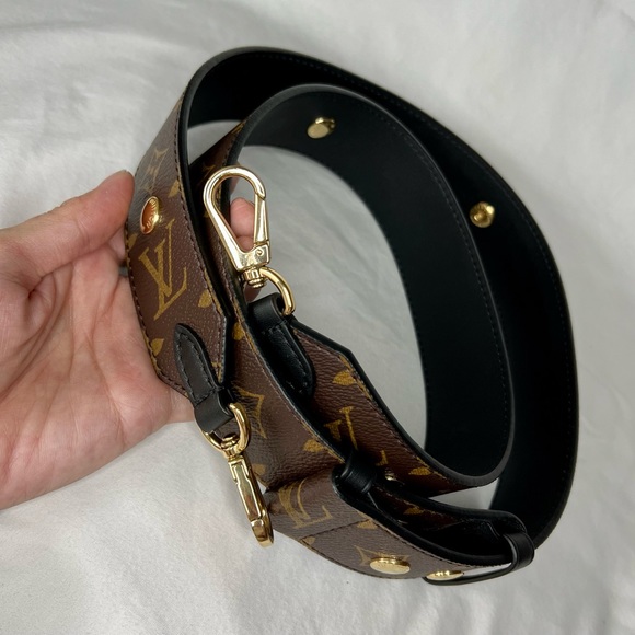 Louis Vuitton adjustable bandouliere strap. - Picture 8 of 12